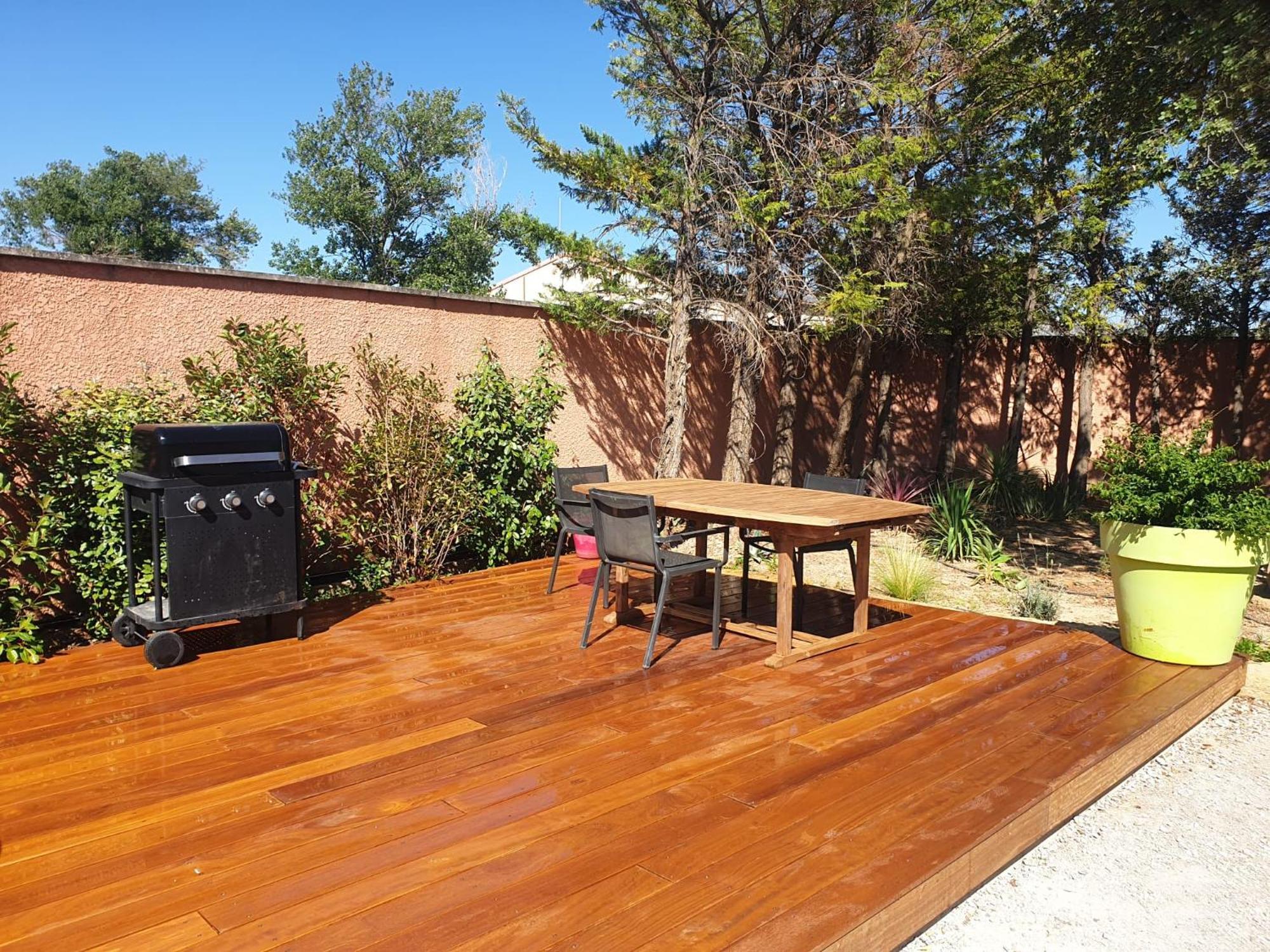 Villa Location Independante Au Coeur Des Alpilles Pour 2 Personnes Avec Jacuzzi Aureille Exterior foto